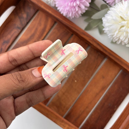 Pastel Bow Printed Hair Claw – Medium