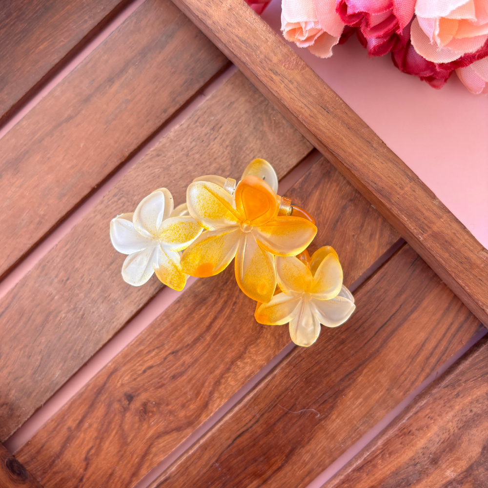 Glassy Lily Triple Flower Hair Claw - Medium