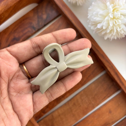 🎀 Pastel Bow Hair Claw – Medium
