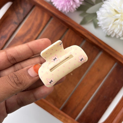 Pastel Bow Printed Hair Claw – Medium