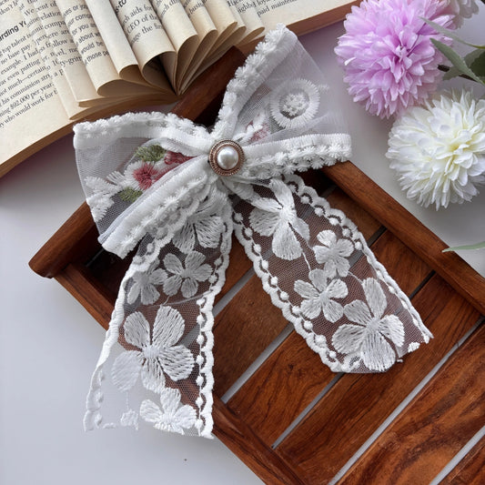 Vintage Blossom Lace Bow - Version 1