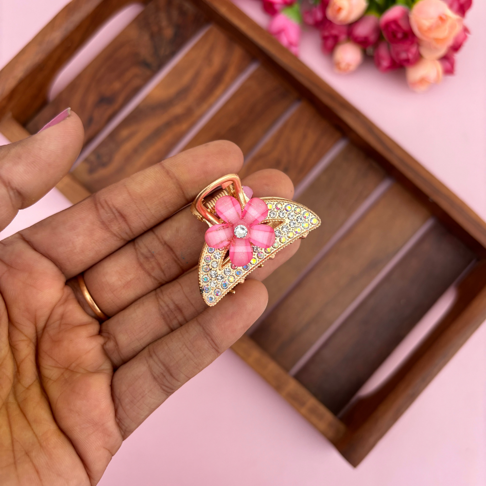 Elegant D-Shape Flower Metal Claw – Medium