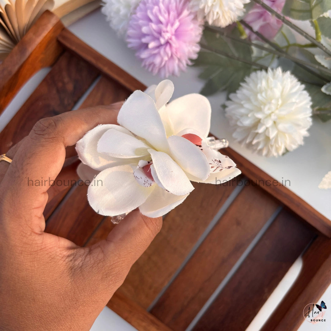 Luxe Petal Orchid Hair Claw - Large