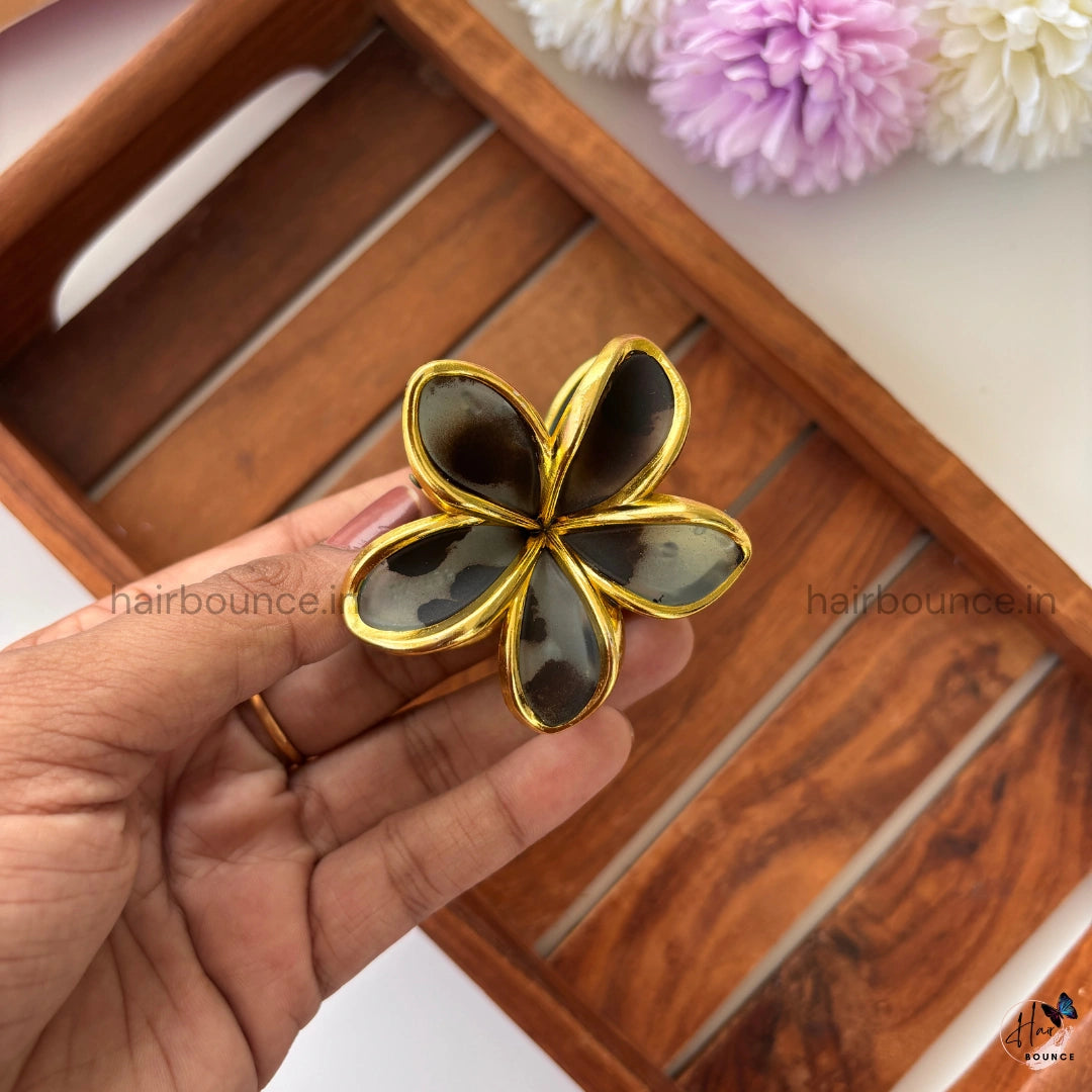 Glossy Petal Gold-Trim Flower Hair Claw – Medium
