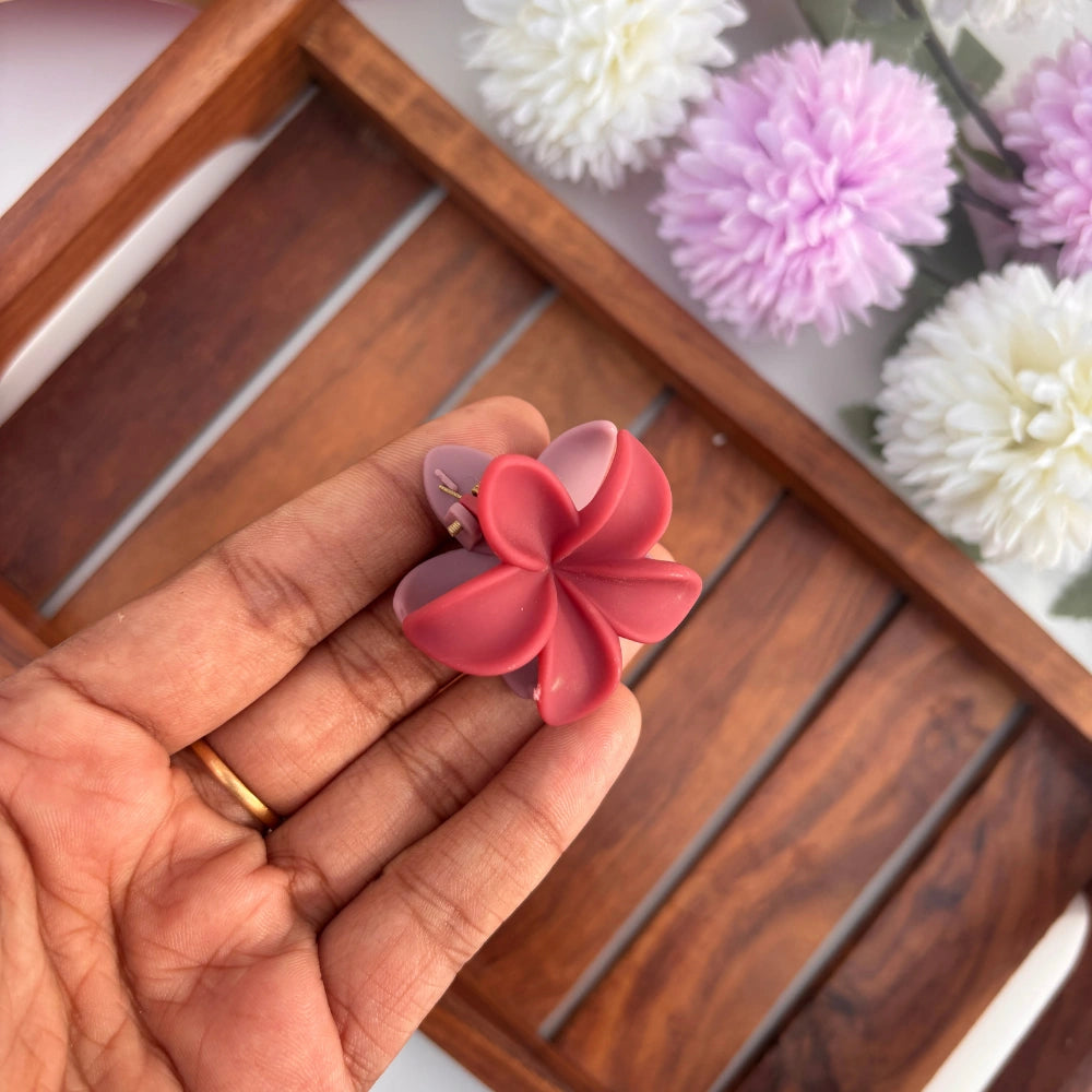 Dual Colour Lilly Hair Claw - Small