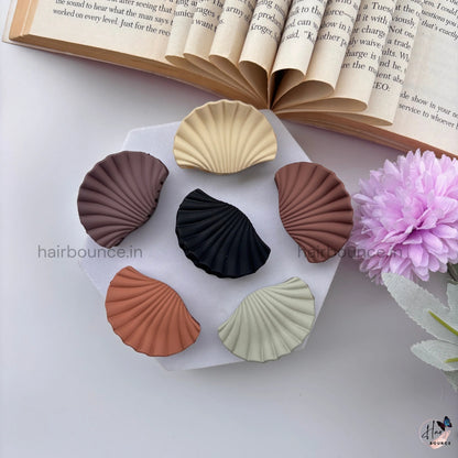 Nude Shade Shell Hair Claw – Small