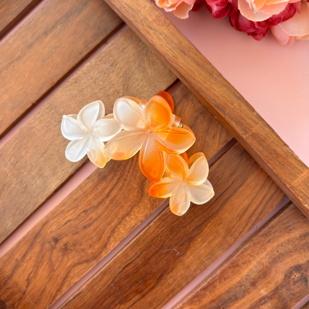 Glassy Lily Triple Flower Hair Claw - Medium