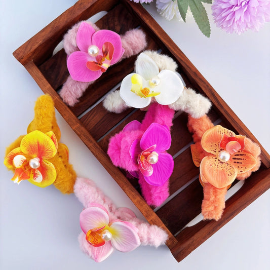 Fur Loop with Flower Hair Claw - Large