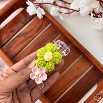 Handmade Crochet Bloom Banana Clip – Medium
