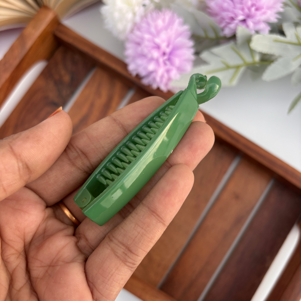 Classic Banana Hair Clip - Medium