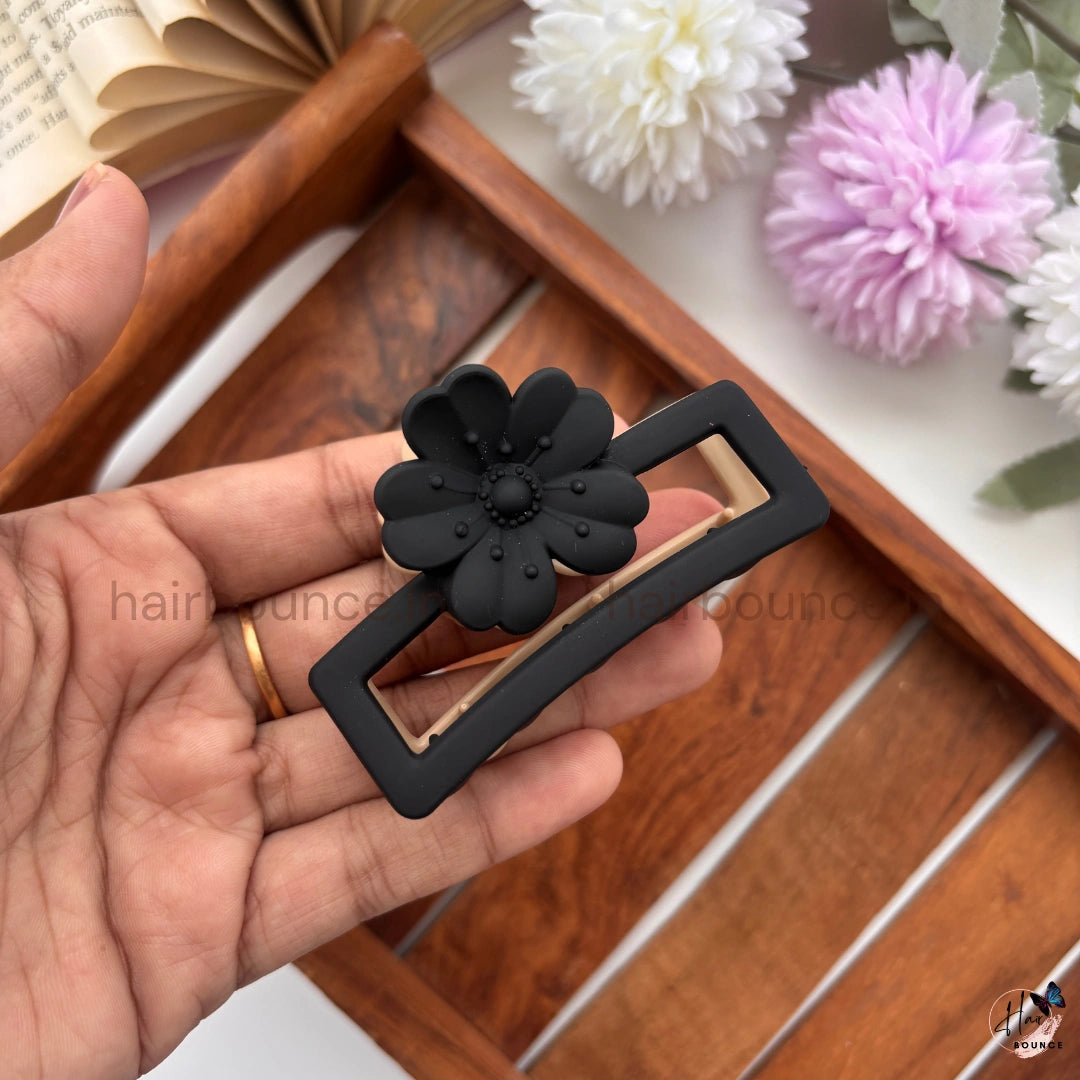 Dual-Colour Seeded Flower Rectangle Hair Claw – Medium