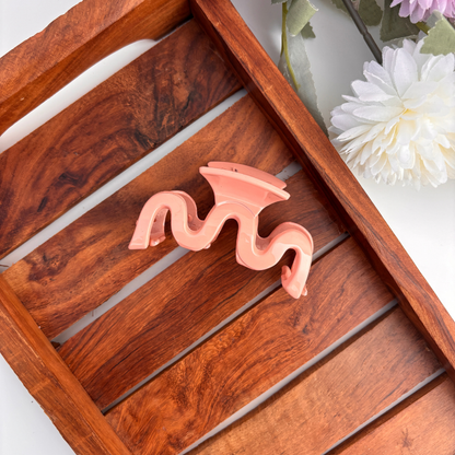 Wavy Hair Claw - Medium