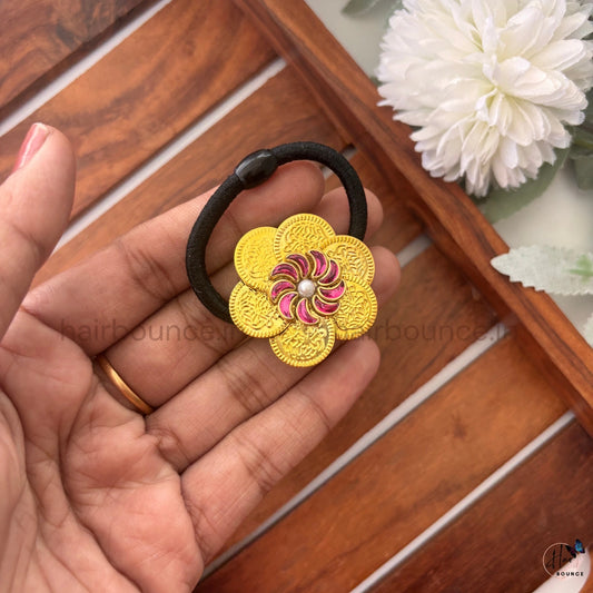 Pink Swirl Temple Hair Tie