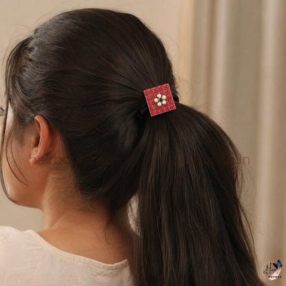Antique Kundan Pearl Floral Hair Rubber Band