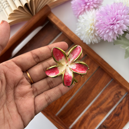 Golden Petal Gloss Hair Claw -  Medium