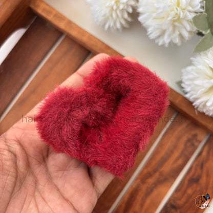 Heart Fur Hair Claw - Medium