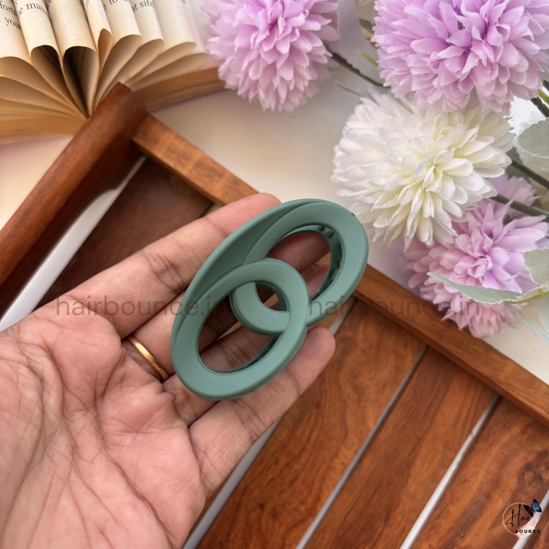 Infinity Link Hair Claw for Women – Medium