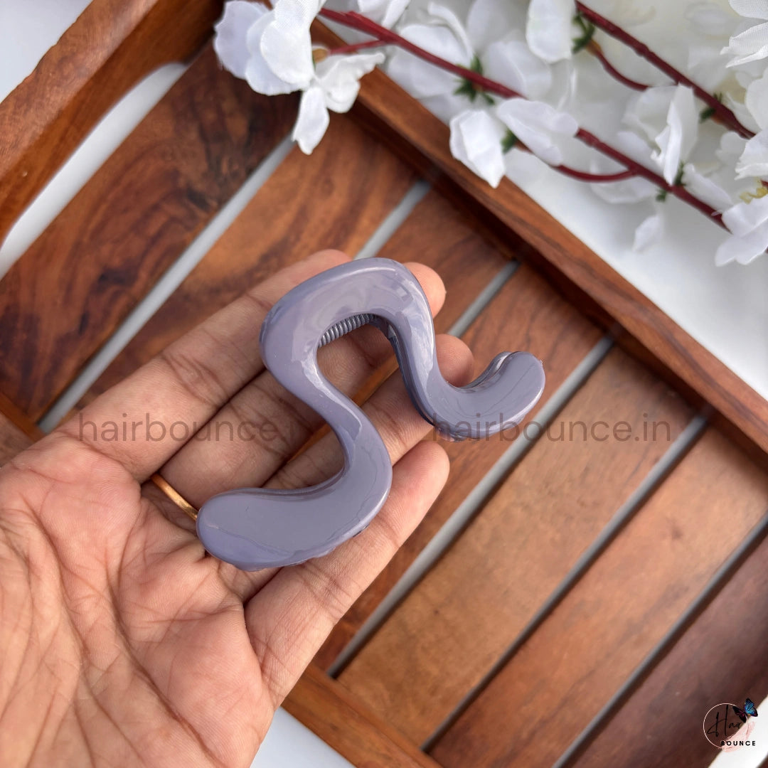 Wave Curve Hair Claw – Medium
