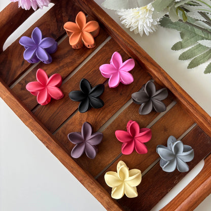 Bright Shades Lilly Flower Hair Claw - Small