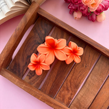 Lilly Matte Finish Triple Flower Hair Claw - Large