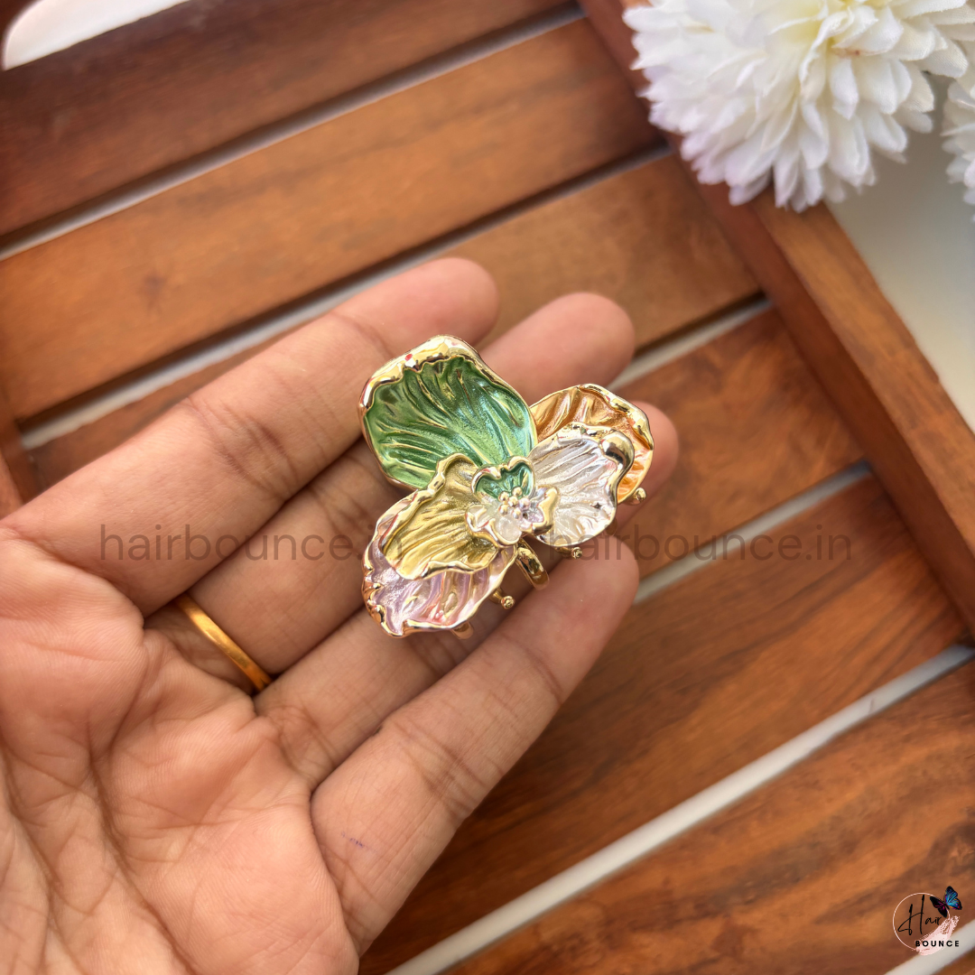 Petal Glow Orchid Hair Claw – Medium