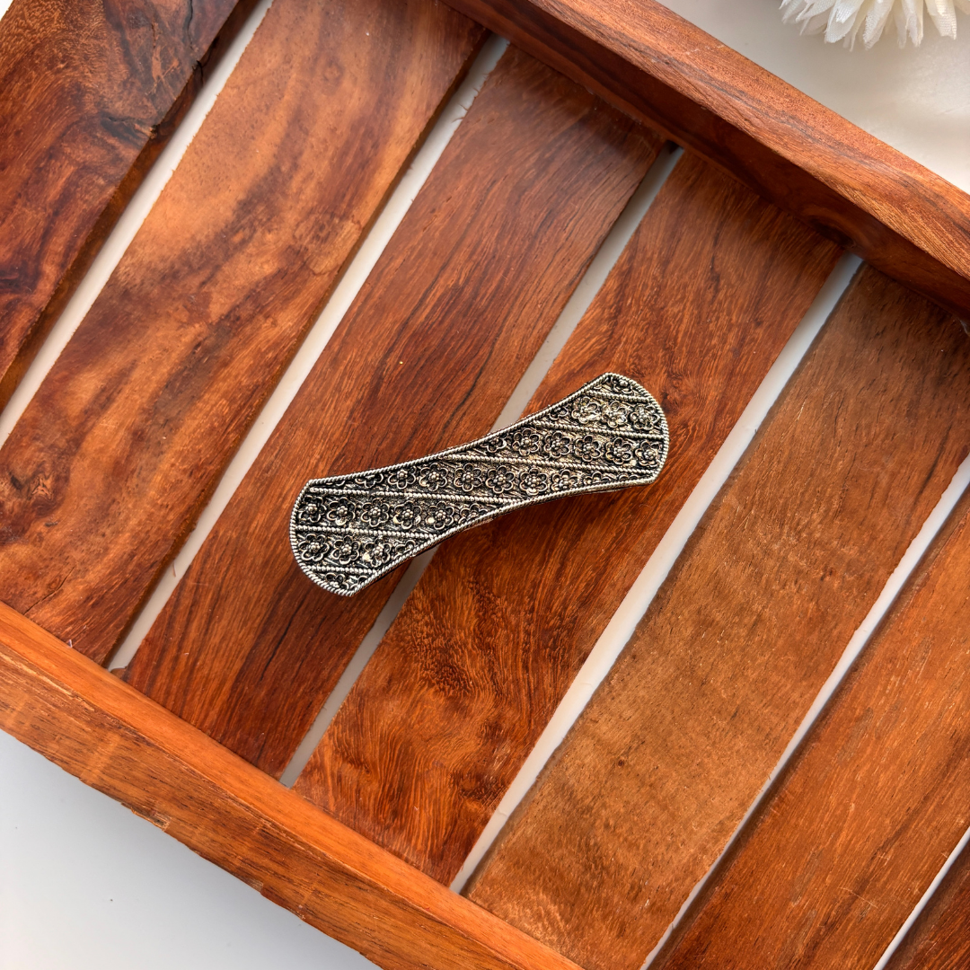 Antique Curve Pattern Flower Hair Clip