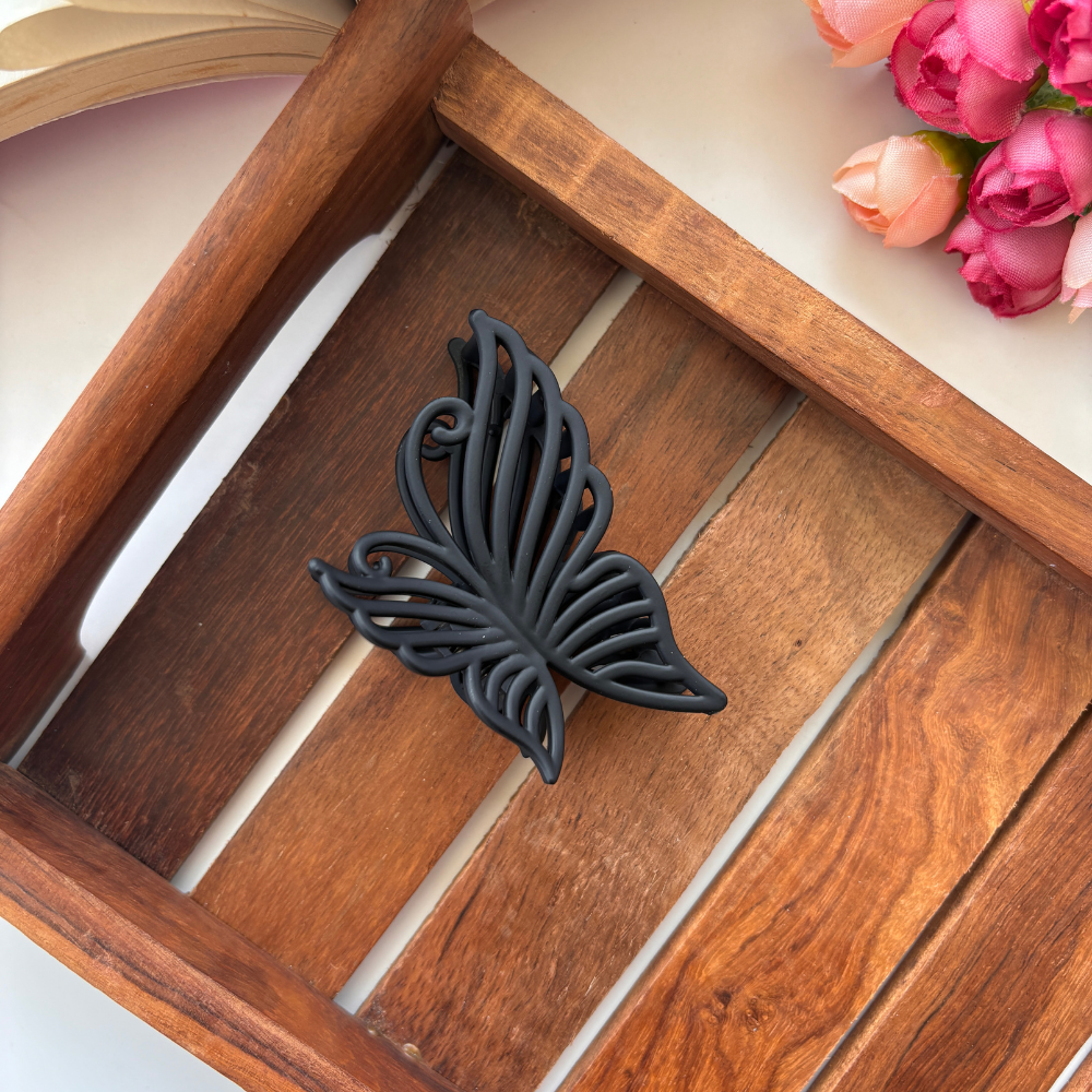 Lined Butterfly Hair Claw - Medium