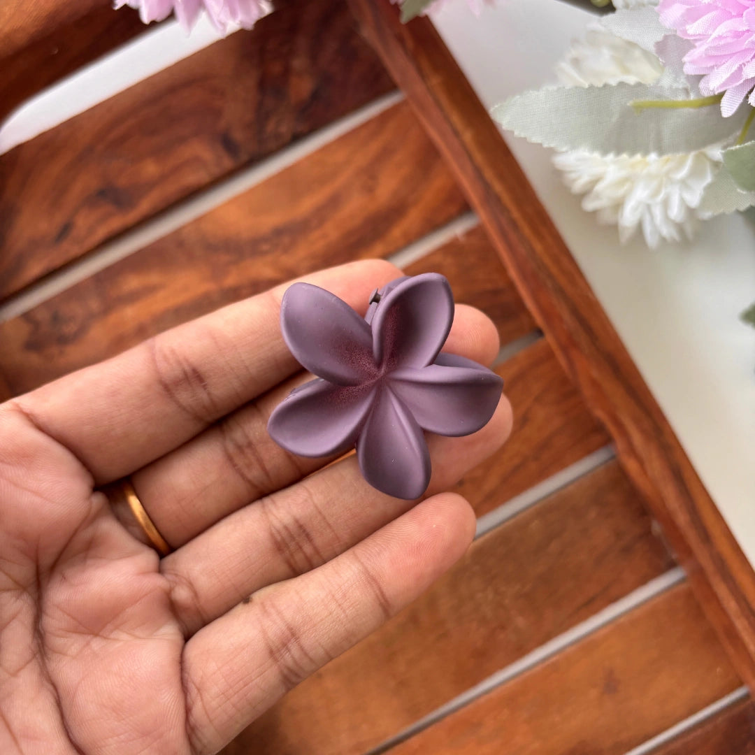 Bright Shades Lilly Flower Hair Claw - Small