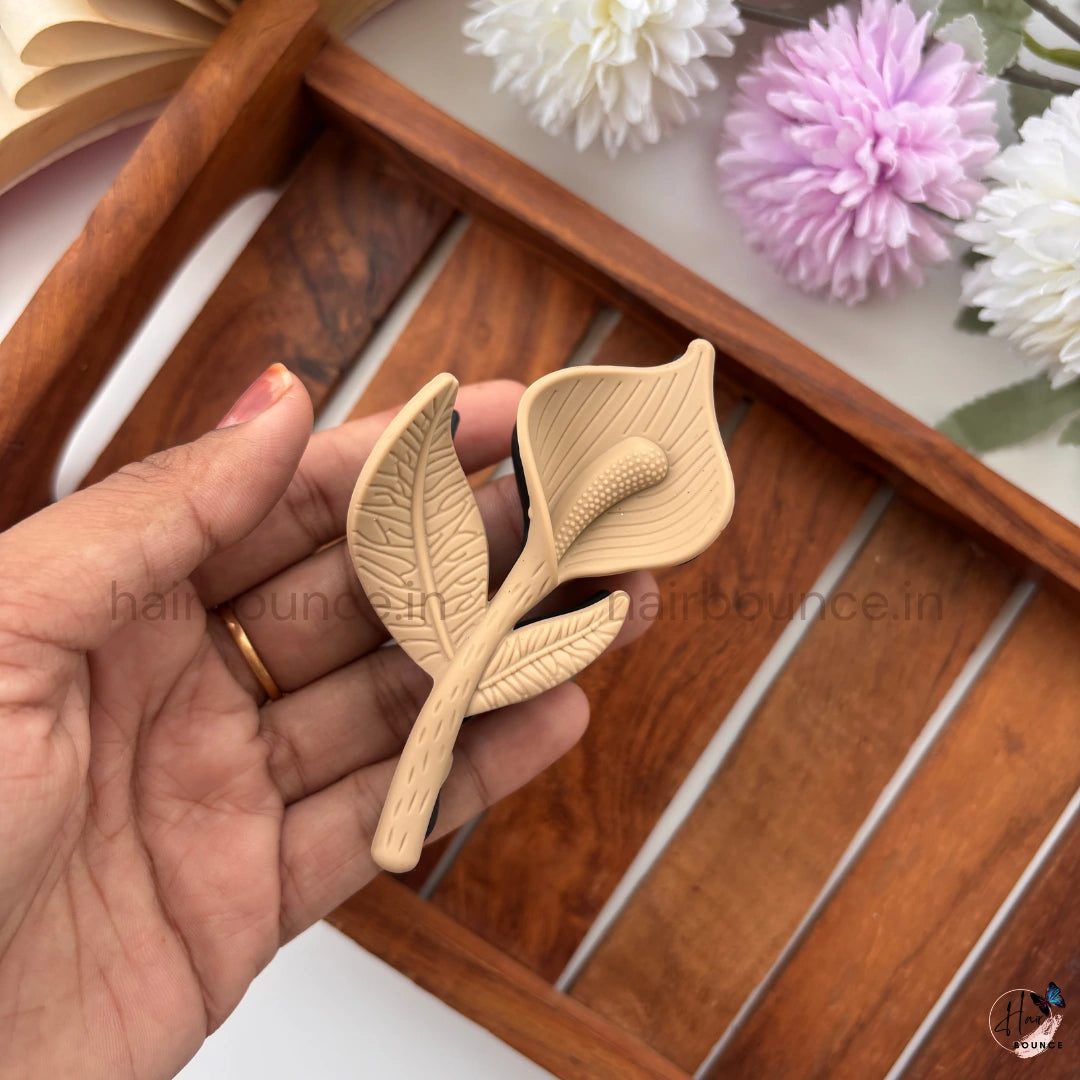 Dual-Colour Calla Leaf Hair Claw – Large
