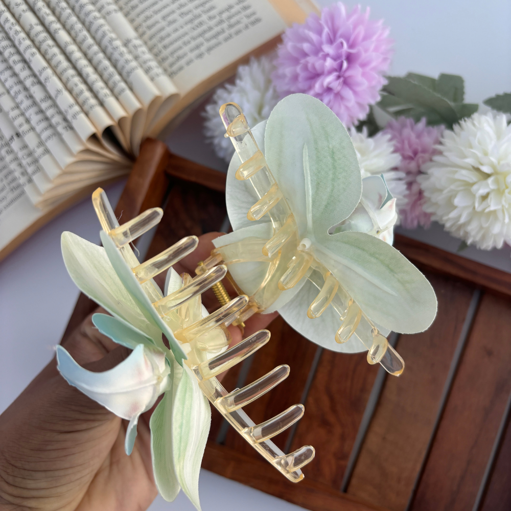 Orchid Pearl Hair Claw - Large