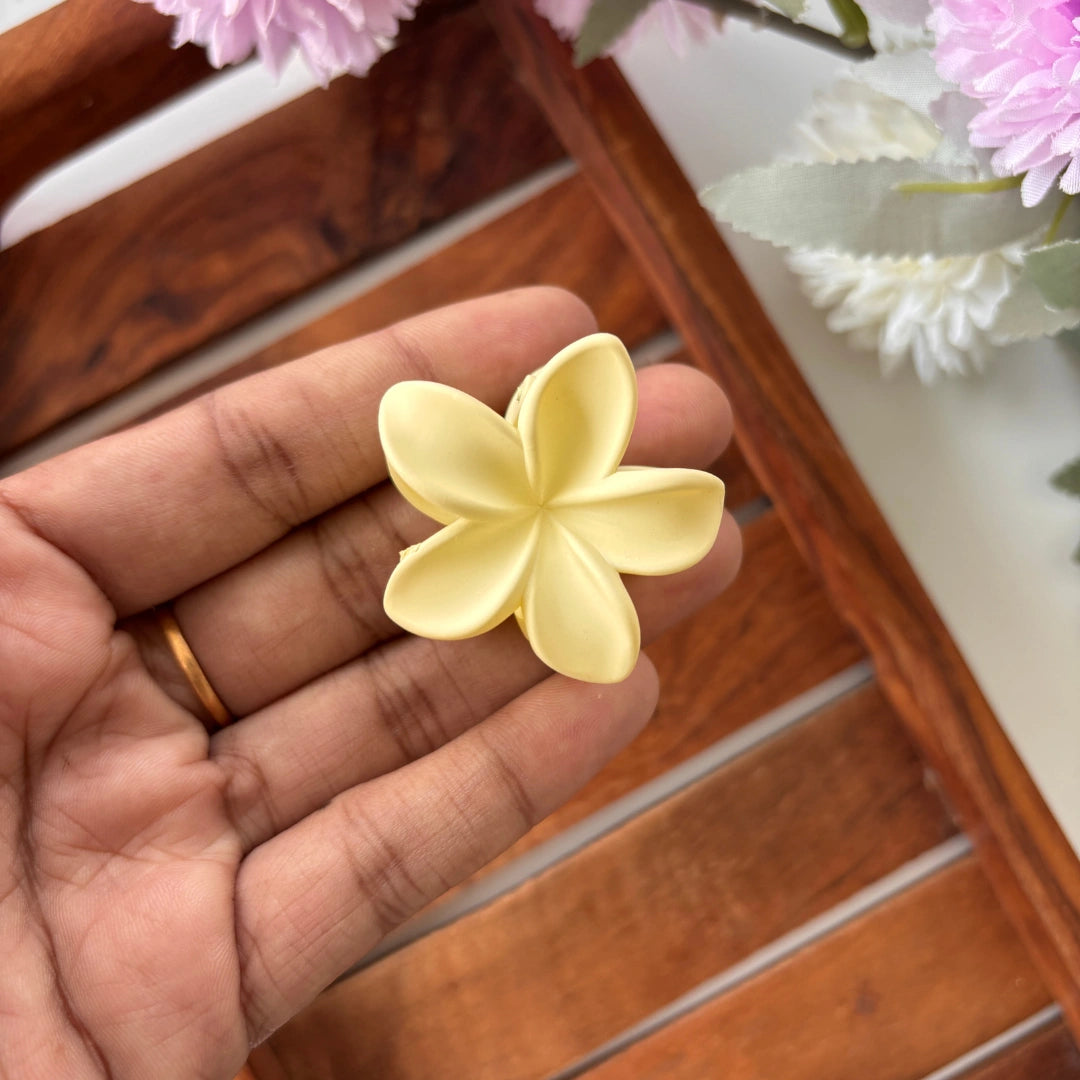 Bright Shades Lilly Flower Hair Claw - Small