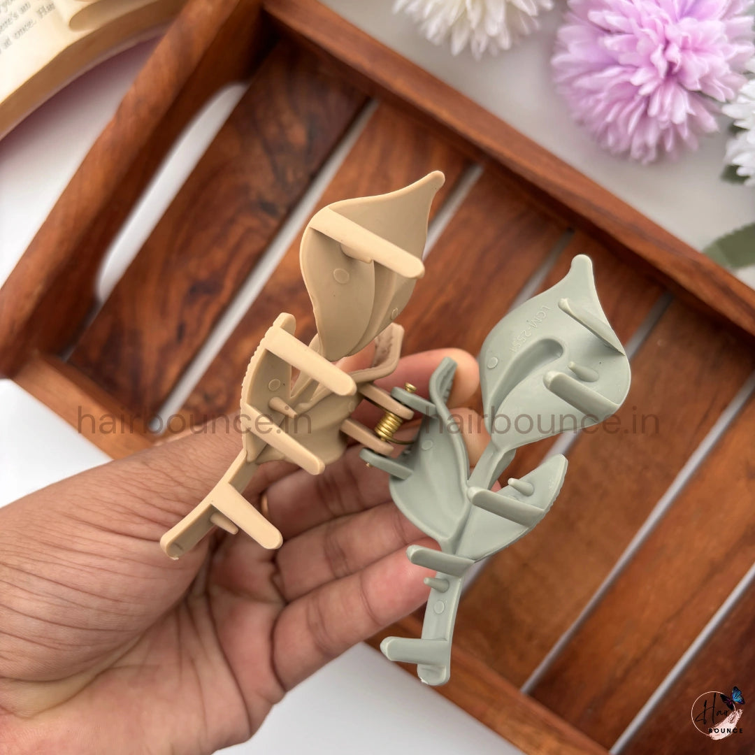 Dual-Colour Calla Leaf Hair Claw – Large