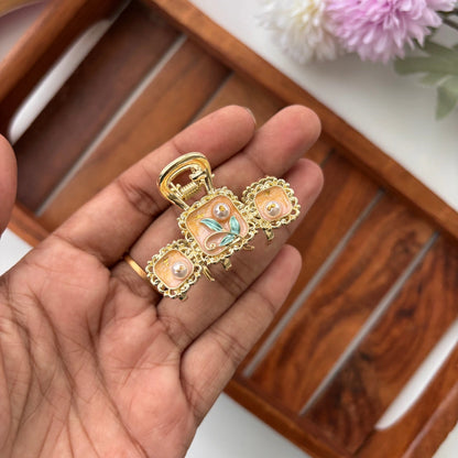 Royal Pastel Pearl Hair Claw – Medium