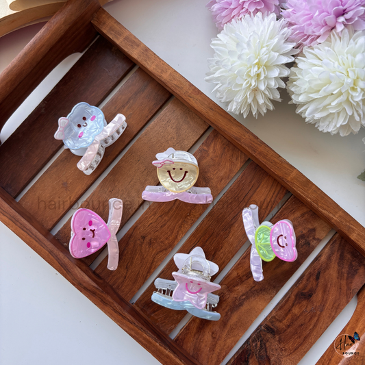 Dreamy Pastel Smiley Cartoon Hair Claw – Small