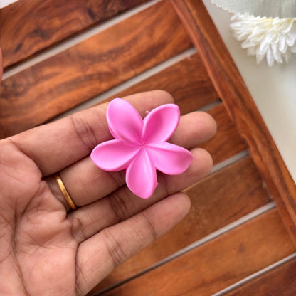 Bright Shades Lilly Flower Hair Claw - Small