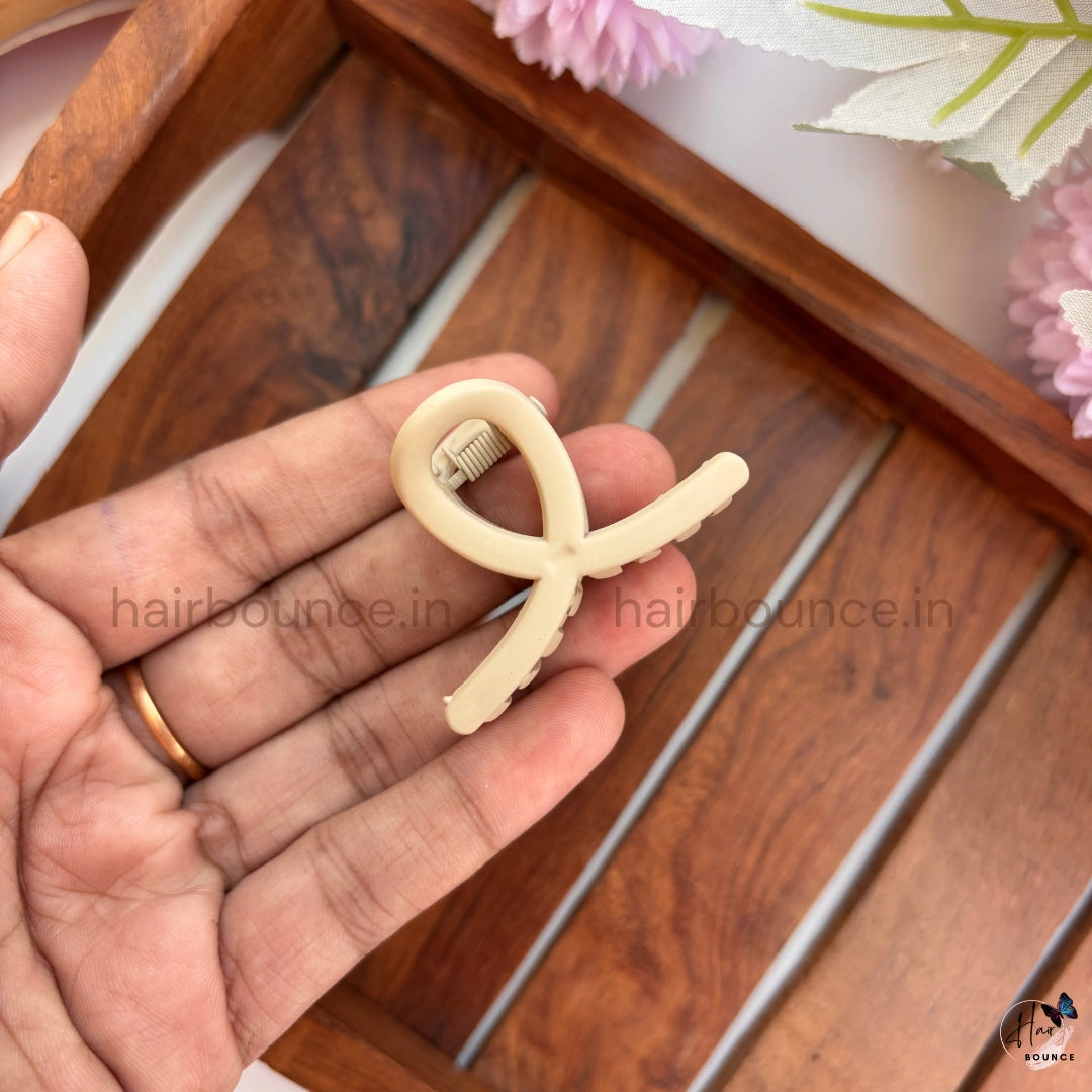 Minimal Loop Matte Mini Hair Claw – Small