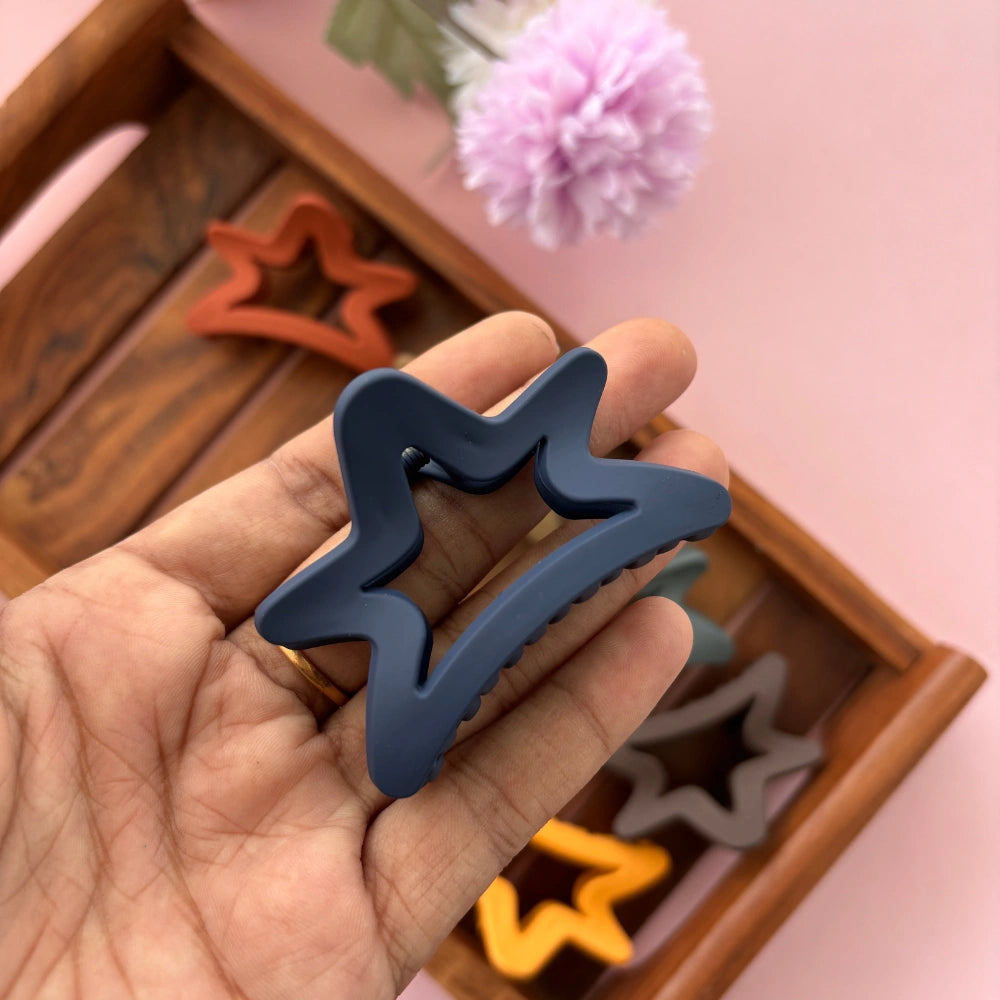Matte Finish Star Shape Hair Claw - Medium