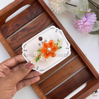 Radiant Blossom Pearl Hair Barrette – Elegant Floral Clip