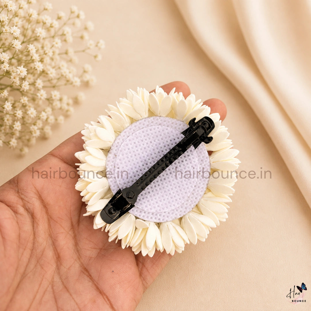 Traditional Mullai Poo Kemp Stone Center Hair Clip