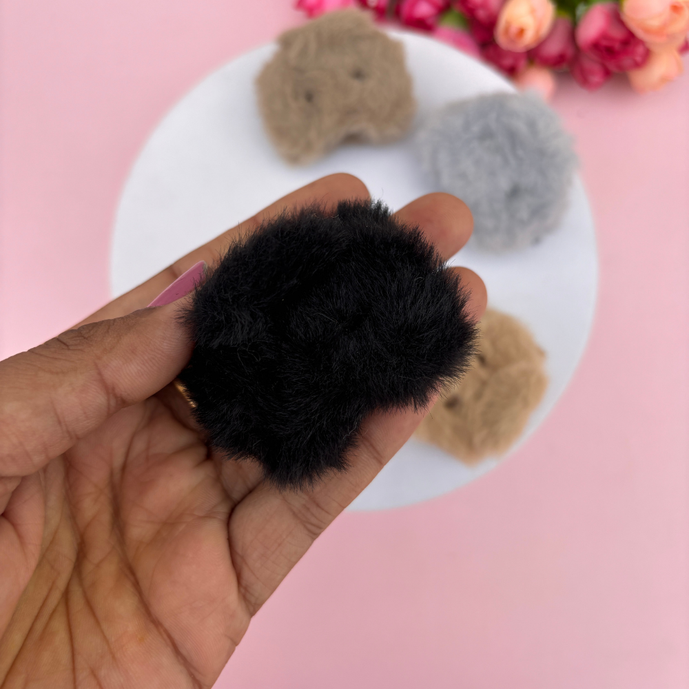 Infinity Cozy Fur Claw – Small