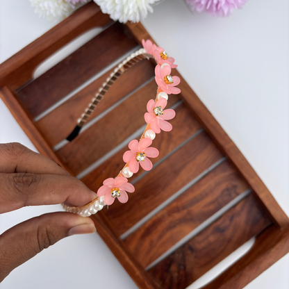 Frosted Daisy Pearl Hairband