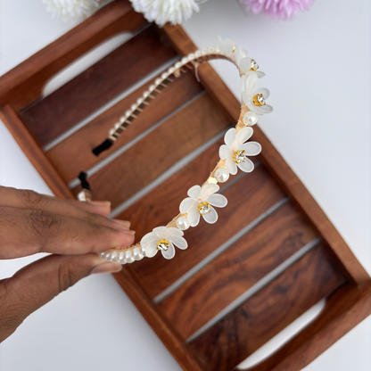 Frosted Daisy Pearl Hairband