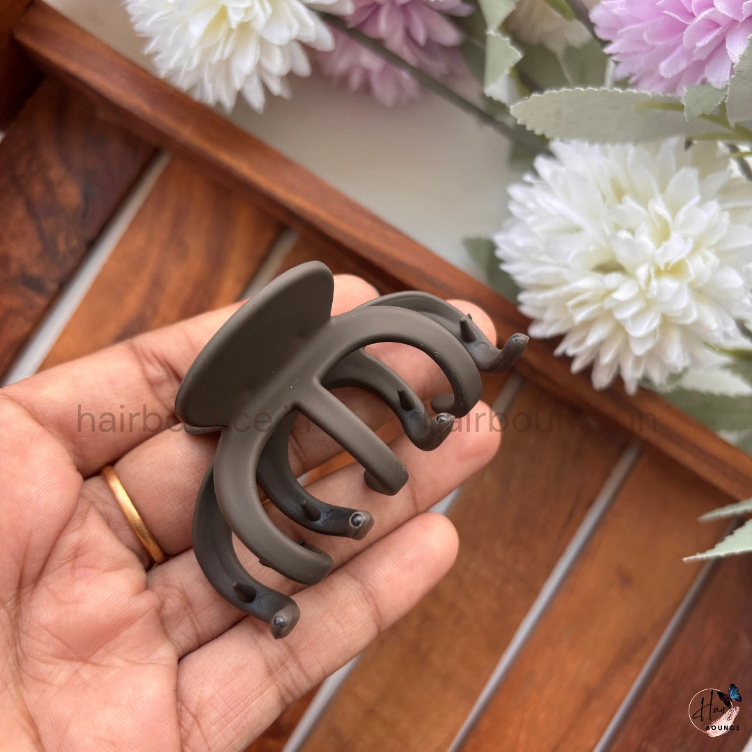 Matte Crown Hair Claw – Medium