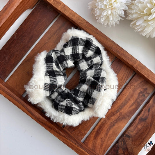 Winter Luxe Faux Fur Scrunchie with Textured Fabric