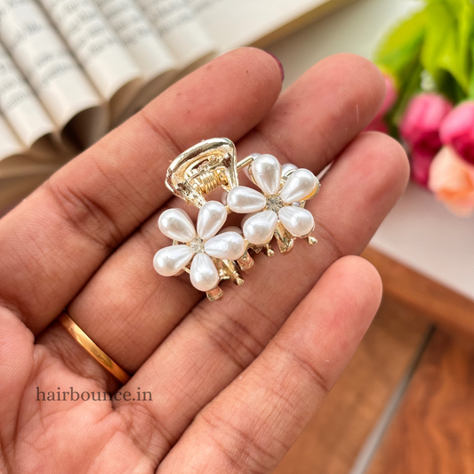 Pearl Flower Hair Claw