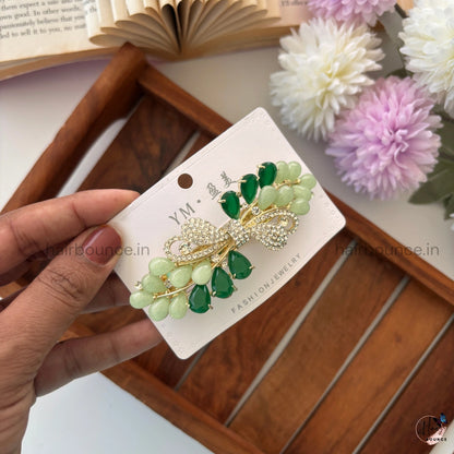 Velvet Pearl Bow Bar Clip