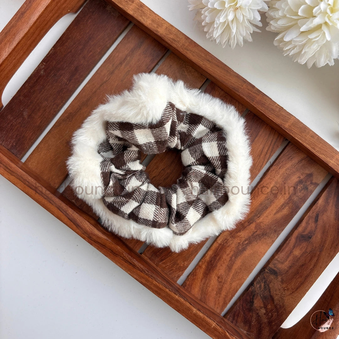 Winter Luxe Faux Fur Scrunchie with Textured Fabric