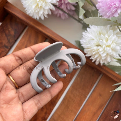 Matte Crown Hair Claw – Medium
