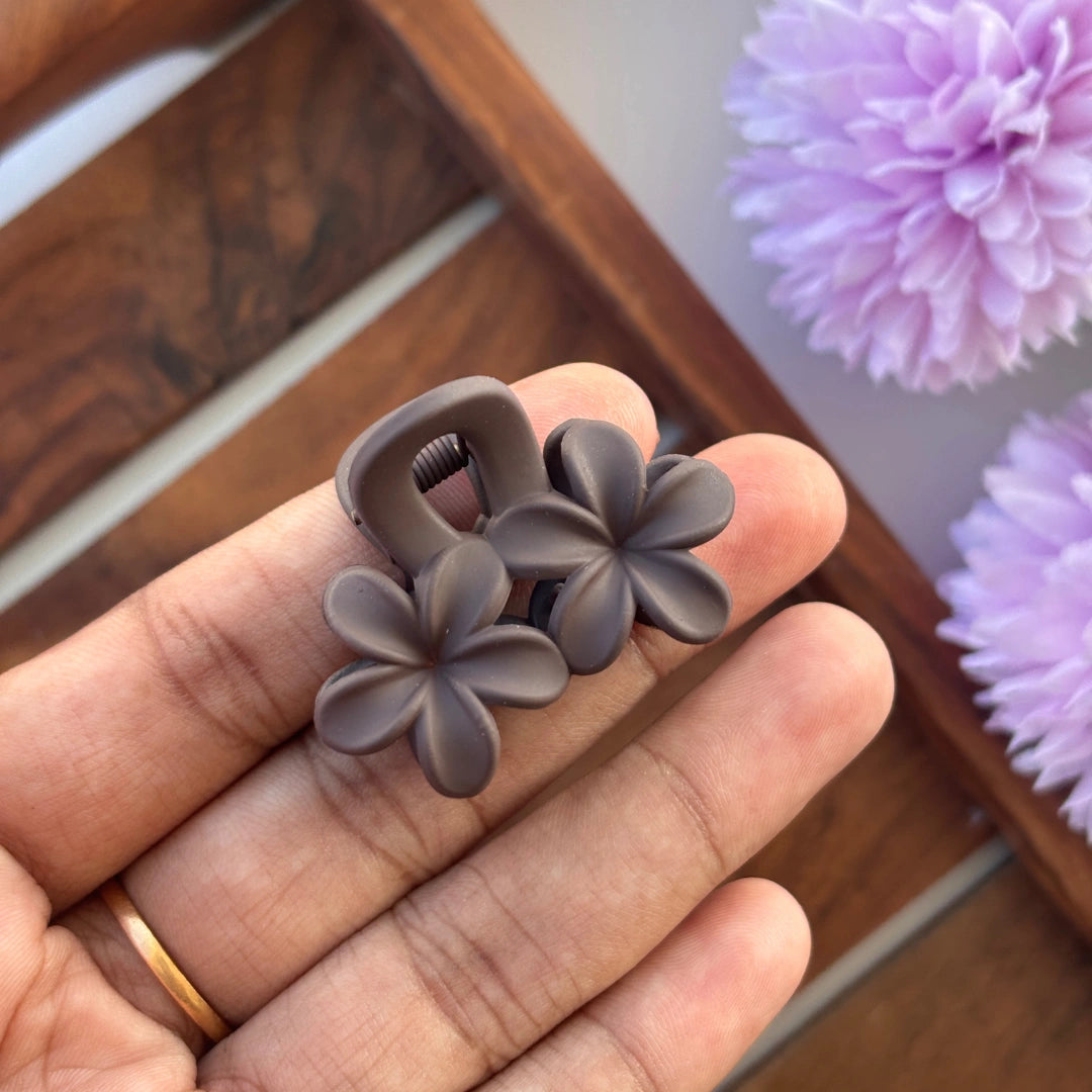 Mini Double Lilly Flower Hair Claw - Small