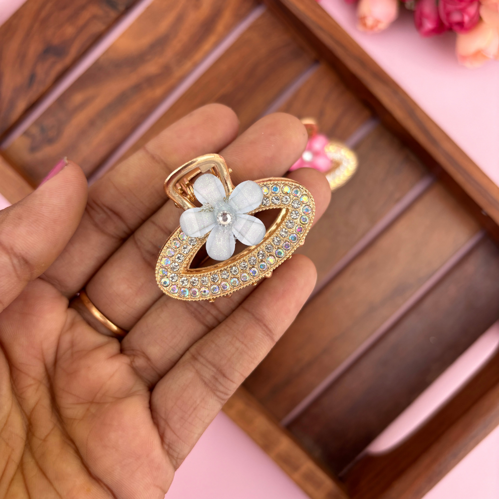 Elegant Oval Shape Flower Metal Claw – Medium